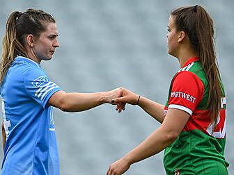 Mayo and Dublin Ladies Footbal...